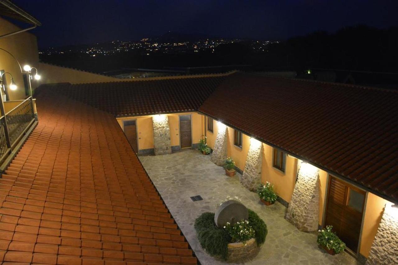 Casale Certosa Hotel Pavona Exterior photo