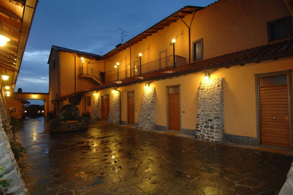 Casale Certosa Hotel Pavona Exterior photo